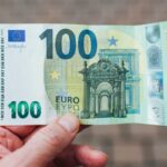 Bonus Babbo Natale, cos’è il sostegno da 100 euro a