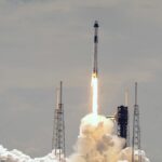 SpaceX lancia una missione di salvataggio per riportare gli astronauti