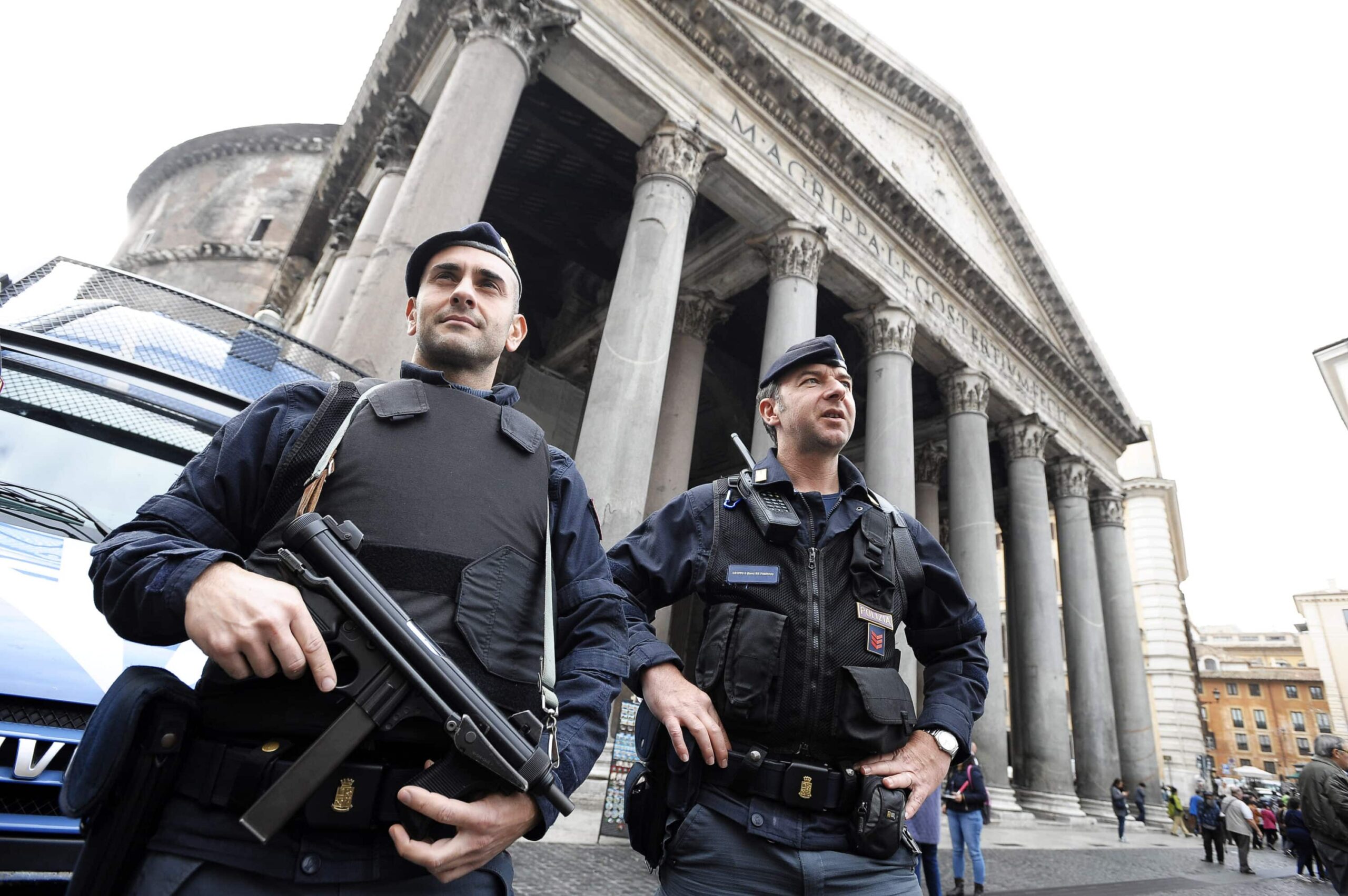 otto arresti per spaccio a Torre Angela