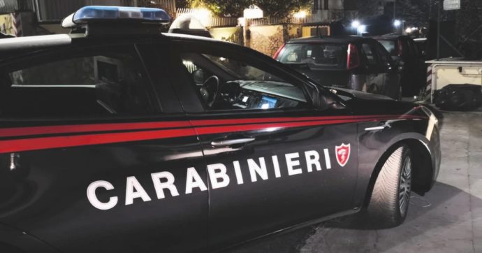 Torino, uccide l’ex moglie davanti ai figli: una dei due scappa e avverte i vicini, fermato