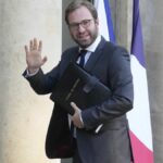 Francia: governo presenta budget 2025 con tagli alla spesa e