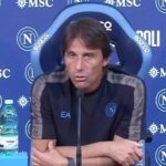 Napoli, Conte: “Qualche furbetto ci mette pressione da fuori, ma